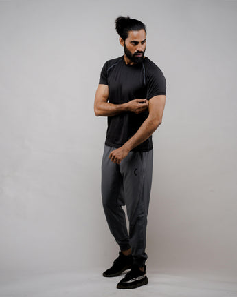 Dry Max Light Relaxed Fit T-Shirt