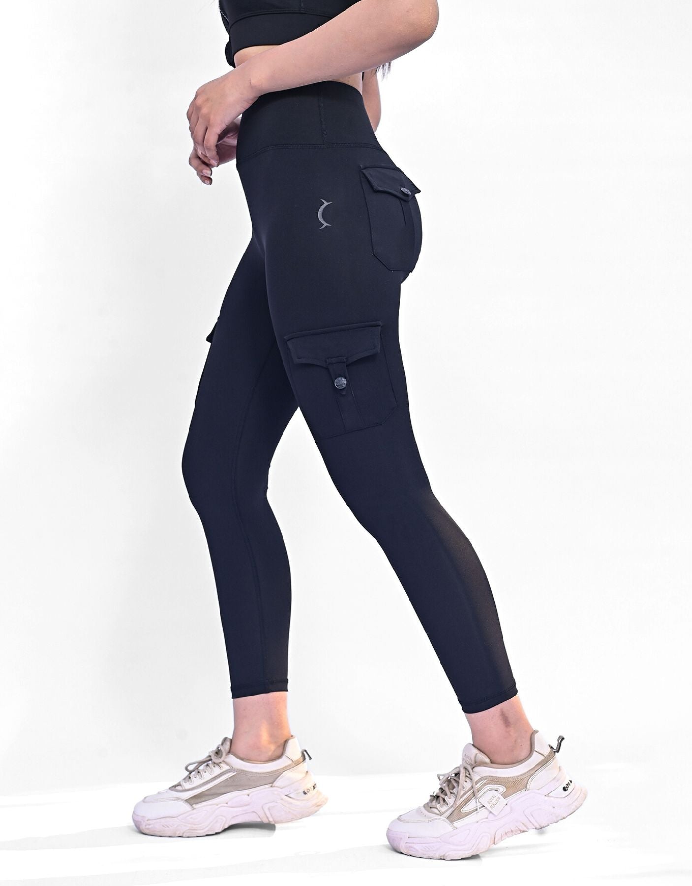 Seamless Cargo Legging - Black