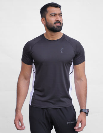 black t shirt