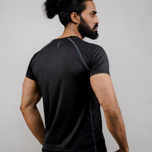 Dry Max Light Relaxed Fit T-Shirt